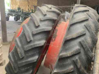 Wheels, Tyres, Rims & Dual spacers Good Year 13.6x38 dubbellucht met gs haken