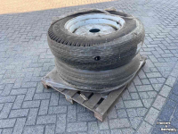 Wheels, Tyres, Rims & Dual spacers New Holland Boomer 35 Carisle 11.2-24 banden en velgen ongebruikt