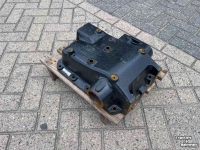 Diverse new spare-parts New Holland Huis  5171219