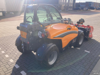 Telehandler Giant GT 5048 met pelikaanbak en palletlepels