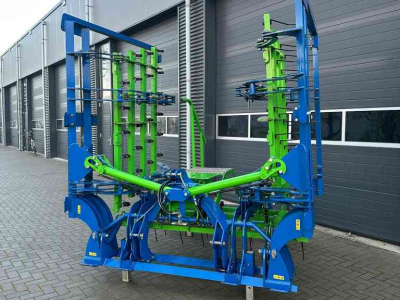 Meadow aerator Ceres Weilandbeluchter CWB6