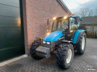 Tractor New Holland TL100