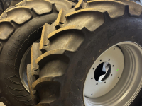 Wheels, Tyres, Rims & Dual spacers Trelleborg TRELLEBORG 540/65R28 cpl wielen