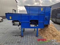 Wood Chipper  Bleu Single Shaft Shredder / Hakselaar / Versnipperaar