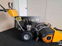Sweeper Stiga SWS 800 G met opvangbak