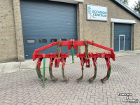 Deep subsoiler Unia PLOW 6 VOORZETWOELER
