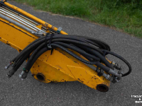 Mowing arm with mowing bucket Herder Maaikorfarm klepelarm Mecalec kraan