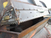 Vertical feed mixer Trioliet Triomix1-1000 Triomix TM10 zelfladende voermengwagen snijbord bewegende messen