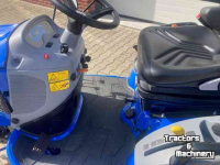 Tractor New Holland BOOMER 25 COMPACT