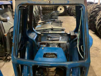 Used parts for tractors Ford Q-cab