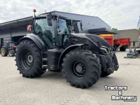 Tractor Valtra Q285