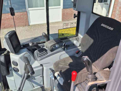 Mini-Excavator Doosan DX27Z-7