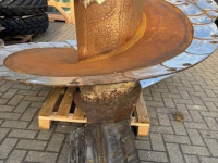 Vertical feed mixer Peecon Set mengvijzels met RVS slijtplaten voor bodemdiamete