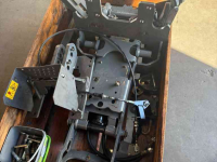 Used parts for tractors Claas Dromone Claas P150 hitch