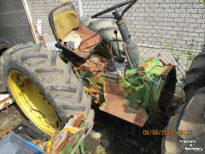 Used parts for tractors John Deere 1020 v 920 v 820 v