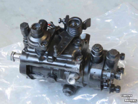 Tractor Versatile Brandstofpomp NewH /Versatile 9030E  /9030V Parts nr:87801507R