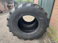 Wheels, Tyres, Rims & Dual spacers Michelin 600/70R30
