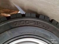 Other transport and industrial equipment and accessories Manitou 2 sets luchtbanden 7.00-12 & 12.5/80 R18