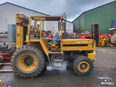 Rough terrain Forklift Zetor N9-030