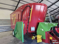 Vertical feed mixer Strautmann Voerwagen