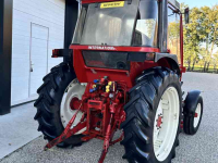 Tractor International 685