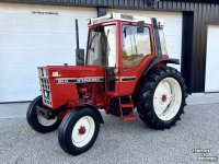 Tractor International 685