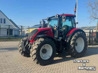 Tractor Valtra N134 Hitech