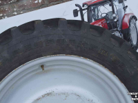 Wheels, Tyres, Rims & Dual spacers Firestone 270/95r32