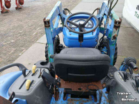 Horticultural Tractors New Holland TC40 DA New Holland compacttrekker