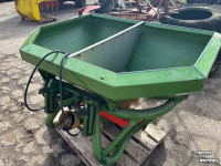 Fertilizer spreader Amazone ZA-F 803