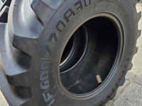 Wheels, Tyres, Rims & Dual spacers Michelin 600/70R30 Axiobib. 45 mm profiel