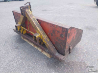 Tractor tipping boxes Peecon tb180