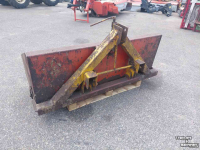 Tractor tipping boxes Peecon tb180