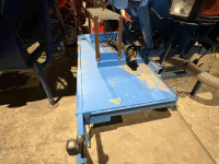 Seed drill Pneusej  FT1 front zaaitank met gewicht