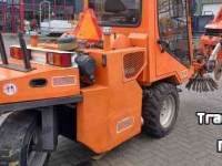 Weed brusher Nimos Zelfrijdende Onkuidborstelmachine Porter II