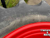 Wheels, Tyres, Rims & Dual spacers  480/70R30 Michelin + 20.8R38 Good Year TD 8