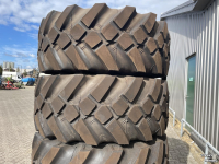 Wheels, Tyres, Rims & Dual spacers BKT 445/65R22.5 Multimax 4 stuks