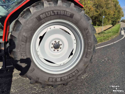 Tractor Massey Ferguson 4235 Dyna-Shift