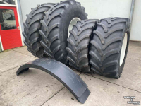 Wheels, Tyres, Rims & Dual spacers Vredestein banden set  650/85R38 & 600/70R30 breedspoor !