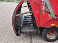 Vertical feed mixer Peecon Biga Voermengwagen