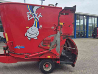 Vertical feed mixer Peecon Biga Voermengwagen