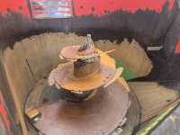 Vertical feed mixer Peecon Biga Voermengwagen