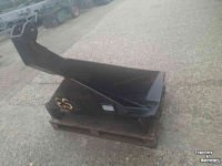 Other earthmoving and heavy equipment and accessories Eurosteel Jip 5000kg Volvo aansluiting