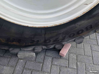 Wheels, Tyres, Rims & Dual spacers Trelleborg Set TM900  800/65R38 op velg asgat 280/335/10gaats  45mm