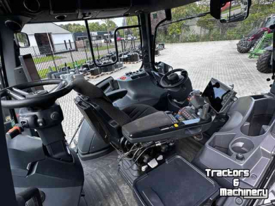 Tractors Valtra T235 Direct Smart Touch Twintrac Terugrijinrichting