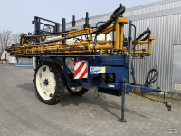 Fieldsprayer Sieger veldspuit getrokken 30 meter