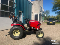 Tractor Yanmar SA426V-R