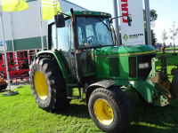 Tractor John Deere 6100-2wd met fronthef +pto