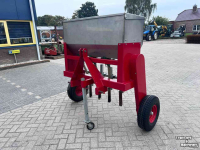 Other tree cultivation equipment and accessories  Elco rijenstrooier boomkwekerij gebruikt