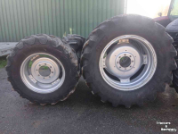 Wheels, Tyres, Rims & Dual spacers BKT 600/65R38 - 380/85R28